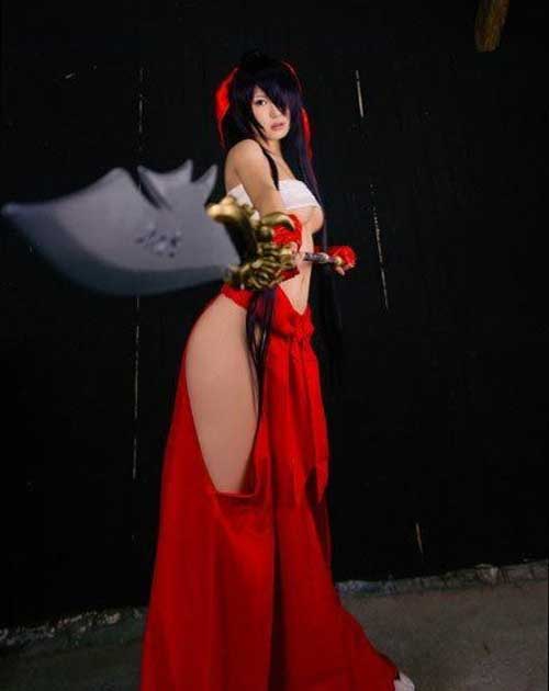 美不美,看大腿!11区超性感尤物 美不美,看大腿!11区超性感尤物乳球半露COS欣赏