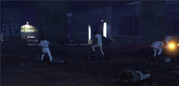 《侠盗猎车手5》出现《发条人》 邪面杀马特狂砍三条街