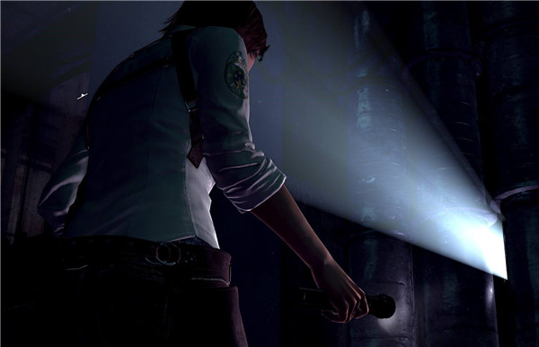 《恶灵附身》DLC实战截图 手电筒为主武器
