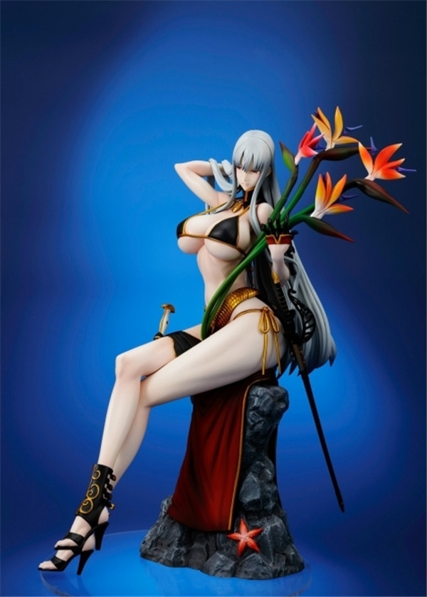 《战场女武神》泳装手办公布 胸比头还大!