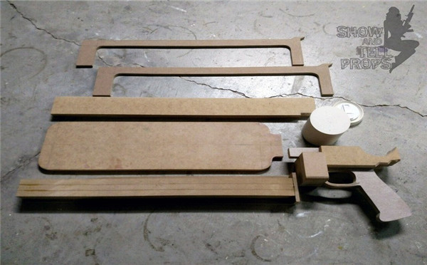 《辐射4》狂热粉丝自制高斯步枪 让人惊叹