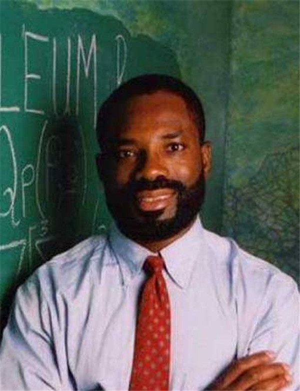 世界智商最高的15人都在干啥 第二位是华人 霍金垫底!