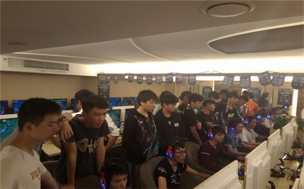 揭秘游戏公会会长