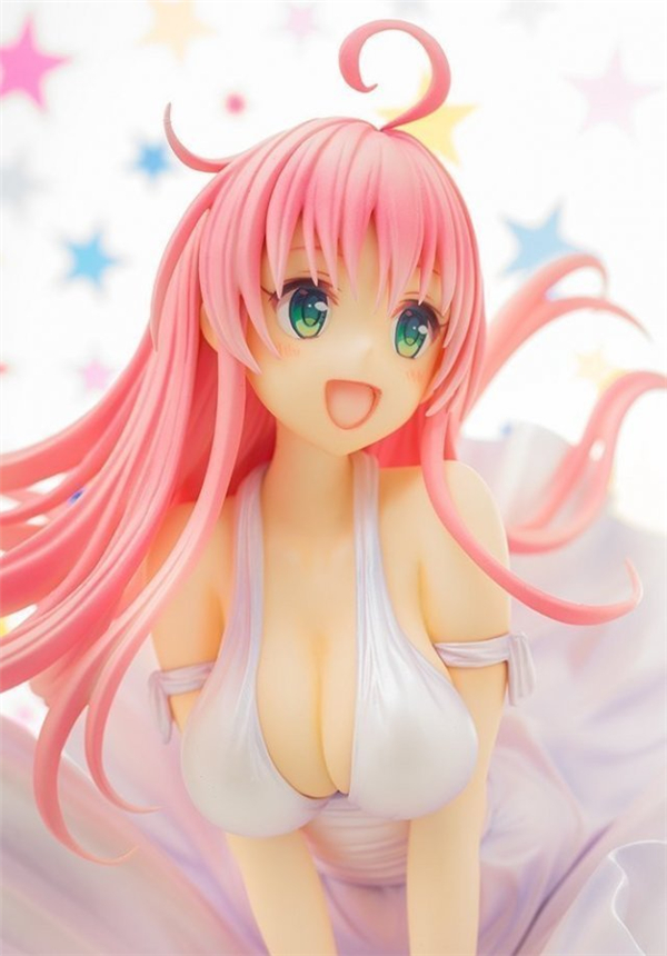 《出包王女》白裙菈菈手办欣赏 经典姿势性感可爱