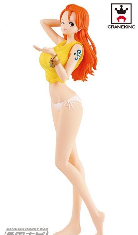 《海贼王》娜美豪胸细腰性感手办 透明泳装直呼过瘾