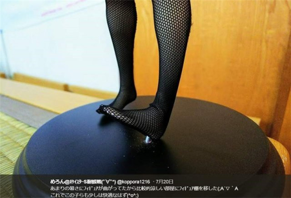 苦中作乐!日本高温导致手办变形 45度斜角堪比天王杰克逊