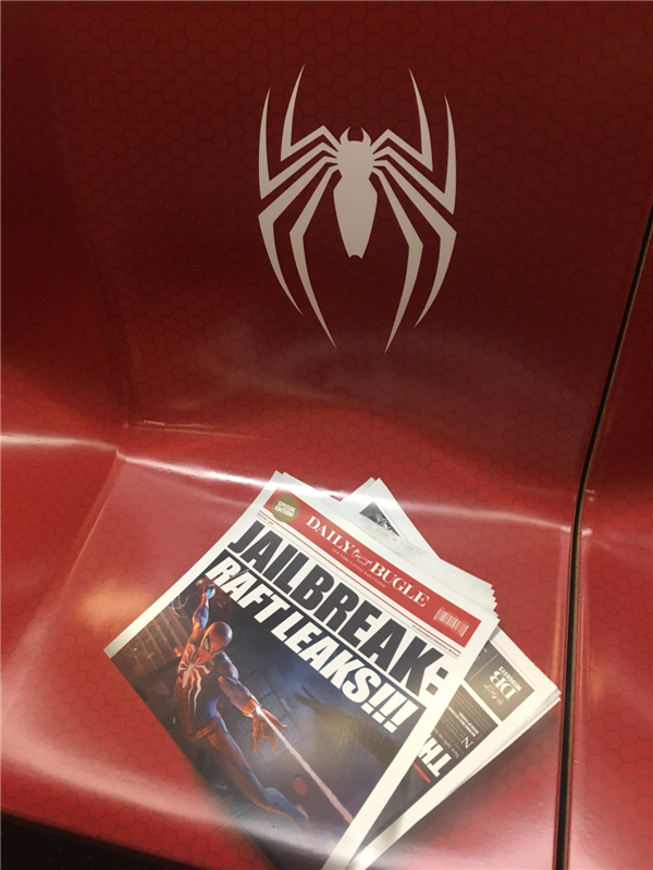 曼哈顿地铁充斥《蜘蛛侠》宣传海报 小蜘蛛喷射蜘蛛丝