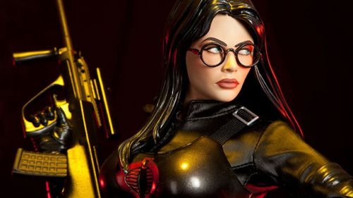 逼真暴露！《特种部队》超性感“男爵夫人”模型欣赏