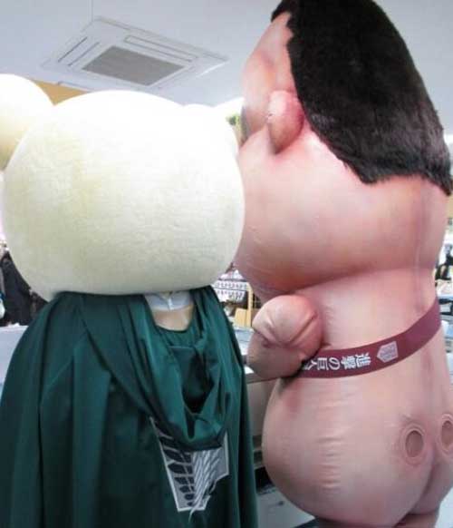 11区惊现迷你版“进击的巨人”！超猎奇外观惊悚亮相