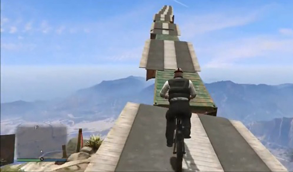 天地任我行!侠盗飞车OL单车变身飞艇