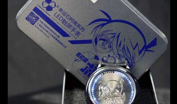 柯南手表麻醉枪爆光 惹我你就死定了