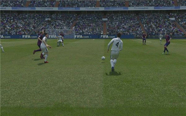 实况足球与《FIFA 16》试玩视频对比 你爱谁多一点？