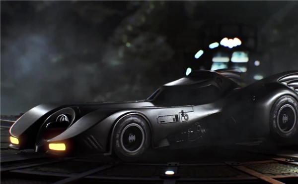 《蝙蝠侠：阿甘骑士》新预告 诺兰版蝙蝠战车亮相