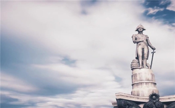 《刺客信条:枭雄》创意宣传片：鹰眼视角下的伦敦