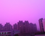 赶紧去吸一口 南京惊现新品种雾霾--枚红色