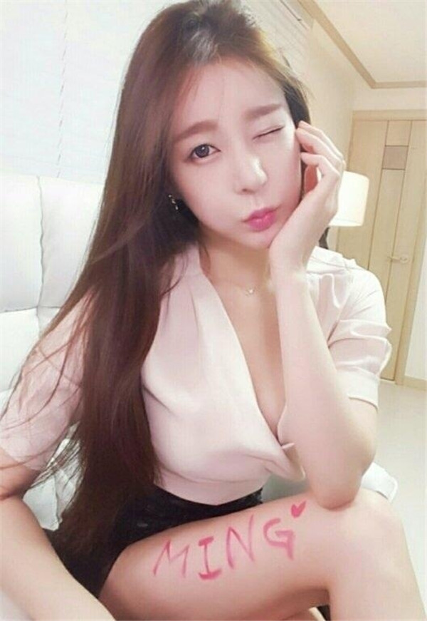 韩国女主播聚会 你能认清谁是谁吗？