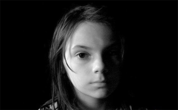 《金刚狼3》女主劳拉X-23照片曝光 克隆人未来金刚狼