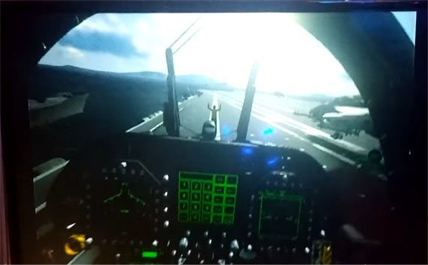 《皇牌空战7》VR实机游戏视频展示 明年登陆PS4