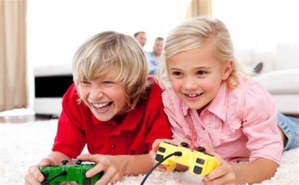 小孩应该玩多长时间电子游戏? 答案出乎你的意料!