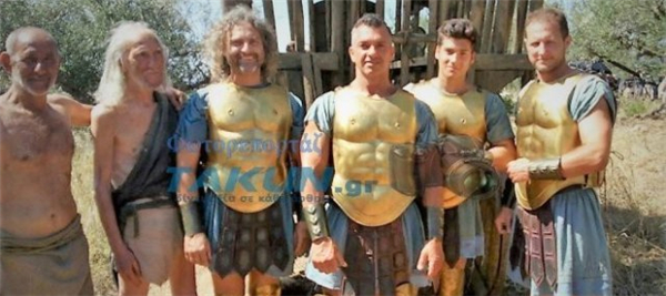 《刺客信条:奥德赛》真人版剧照 斯巴达猛男霸气十足