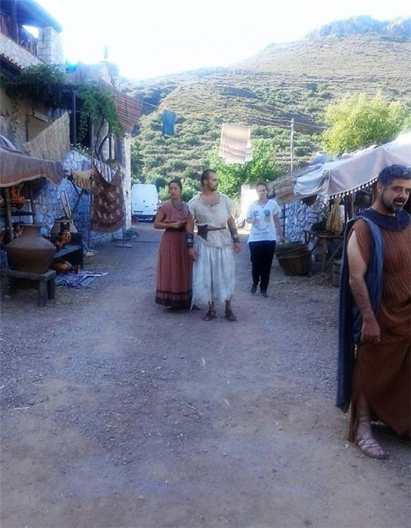 《刺客信条:奥德赛》真人版剧照 斯巴达猛男霸气十足