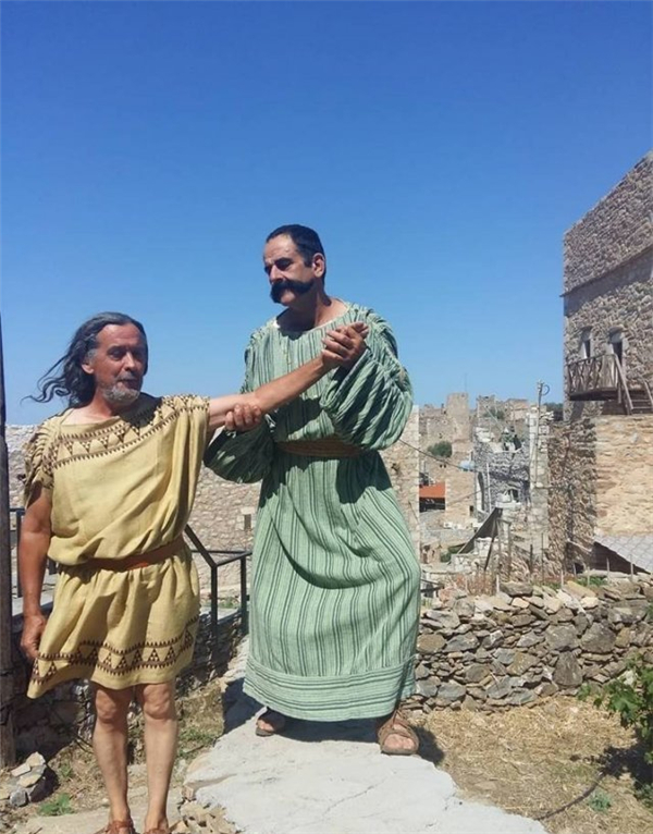 《刺客信条:奥德赛》真人版剧照 斯巴达猛男霸气十足