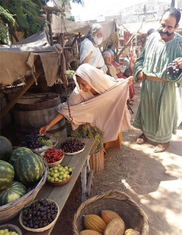 《刺客信条:奥德赛》真人版剧照 斯巴达猛男霸气十足