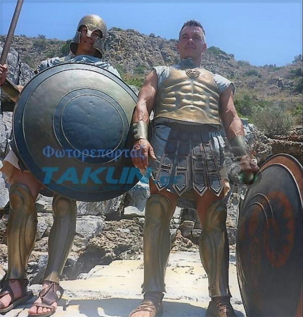 《刺客信条:奥德赛》真人版剧照 斯巴达猛男霸气十足