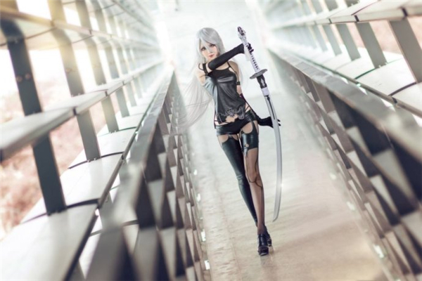 《尼尔:机械纪元》A2小姐姐神级cos 颜值惊艳身材完美