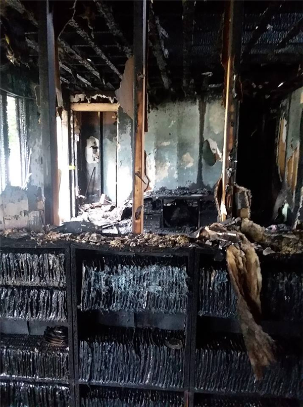 屡受打击! 游戏收藏家2000多款藏品被大火付之一炬