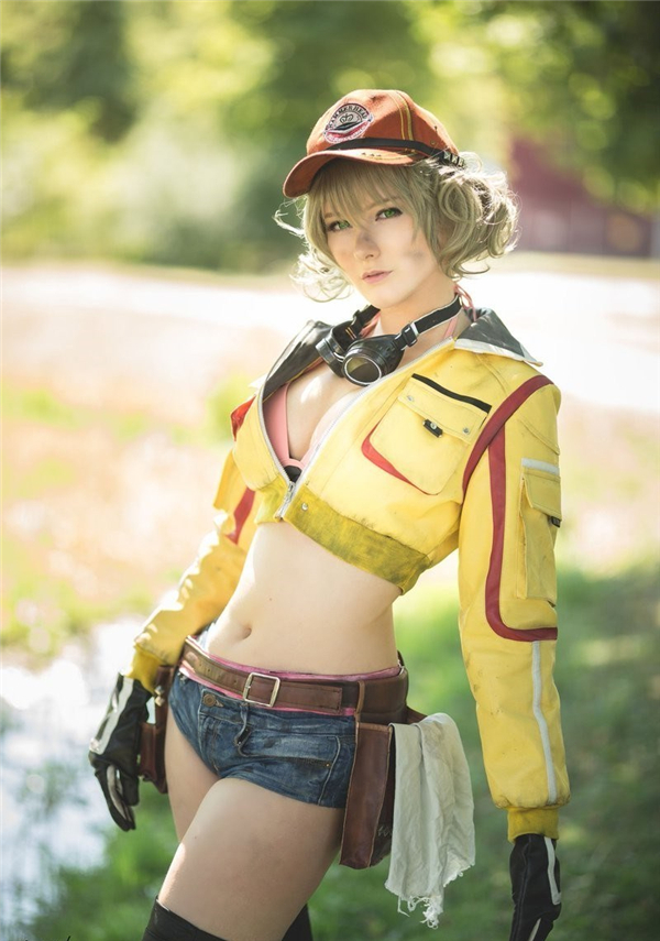 瑞典美女Coser精美作品赏 嫩肤美胸造型立体还原