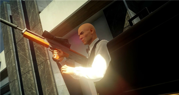 《杀手2》全新预告 暗杀利器公文包藏枪砸人妙用多