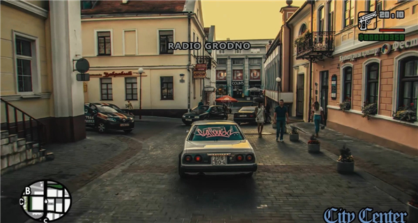 玩家自制《GTA:SA》真人短片 路人对墙狂奔极致还原