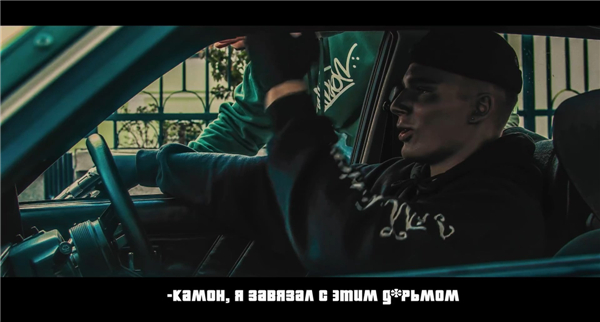 玩家自制《GTA:SA》真人短片 路人对墙狂奔极致还原