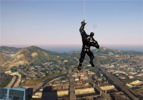 大神打造《GTA5》毒液MOD 一口咬掉蜘蛛侠的脑袋