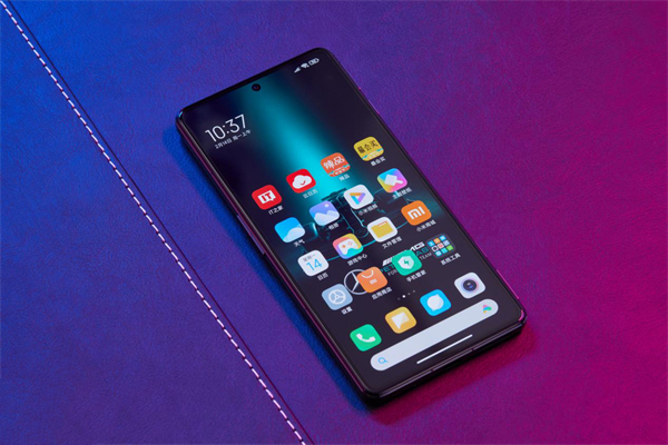 红米k50至尊版屏幕怎么样