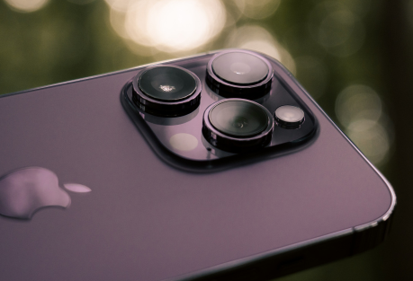 iPhone14传输完数据黑屏开不了机怎么回事