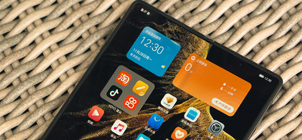 荣耀MagicVs至臻版有几个SIM卡槽