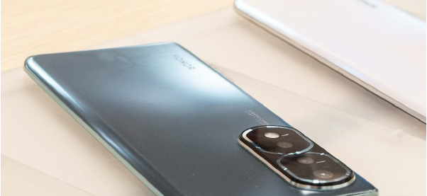 荣耀80Pro直屏版有面部识别吗