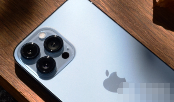 苹果13壁纸和锁屏在哪设置