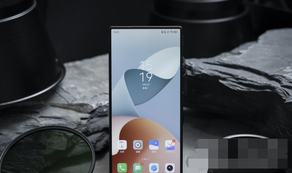 努比亚z50ultra支持无线充电吗