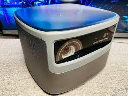 坚果J10投影仪是否支持吊装