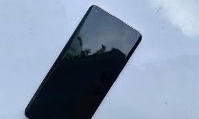 手机黑屏死机怎么办