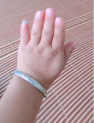 抖音手指变长是怎么弄的_手指变长特效使用步骤一览