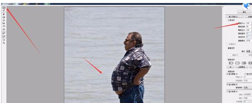 Adobe Photoshop中液化工具怎么操作？使用液化工具方法介绍